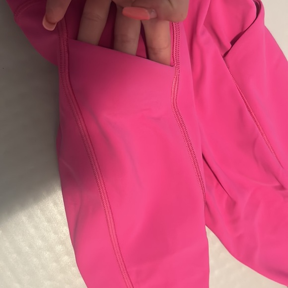 Lululemon Align leggings 28" in Sonic Pink Size 2 - Picture 3 of 5